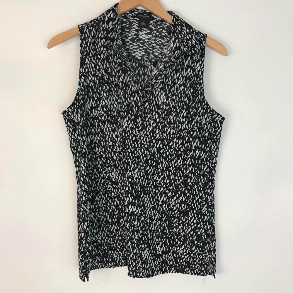 Ann Taylor collared sleeveless blouse Small Petite